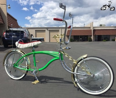 Lovely Lowrider Pinstripe Display Bike - Zesty