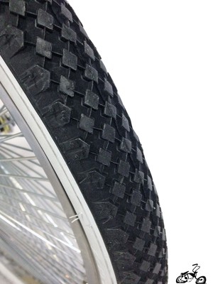 20" X 1.75" Tires White Wall Diamond Tread